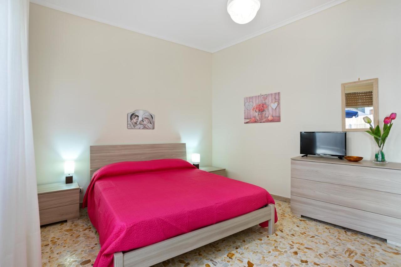 Tra Il Centro E Il Mare Apartment Con Terrazzo Aci Castello Exterior foto