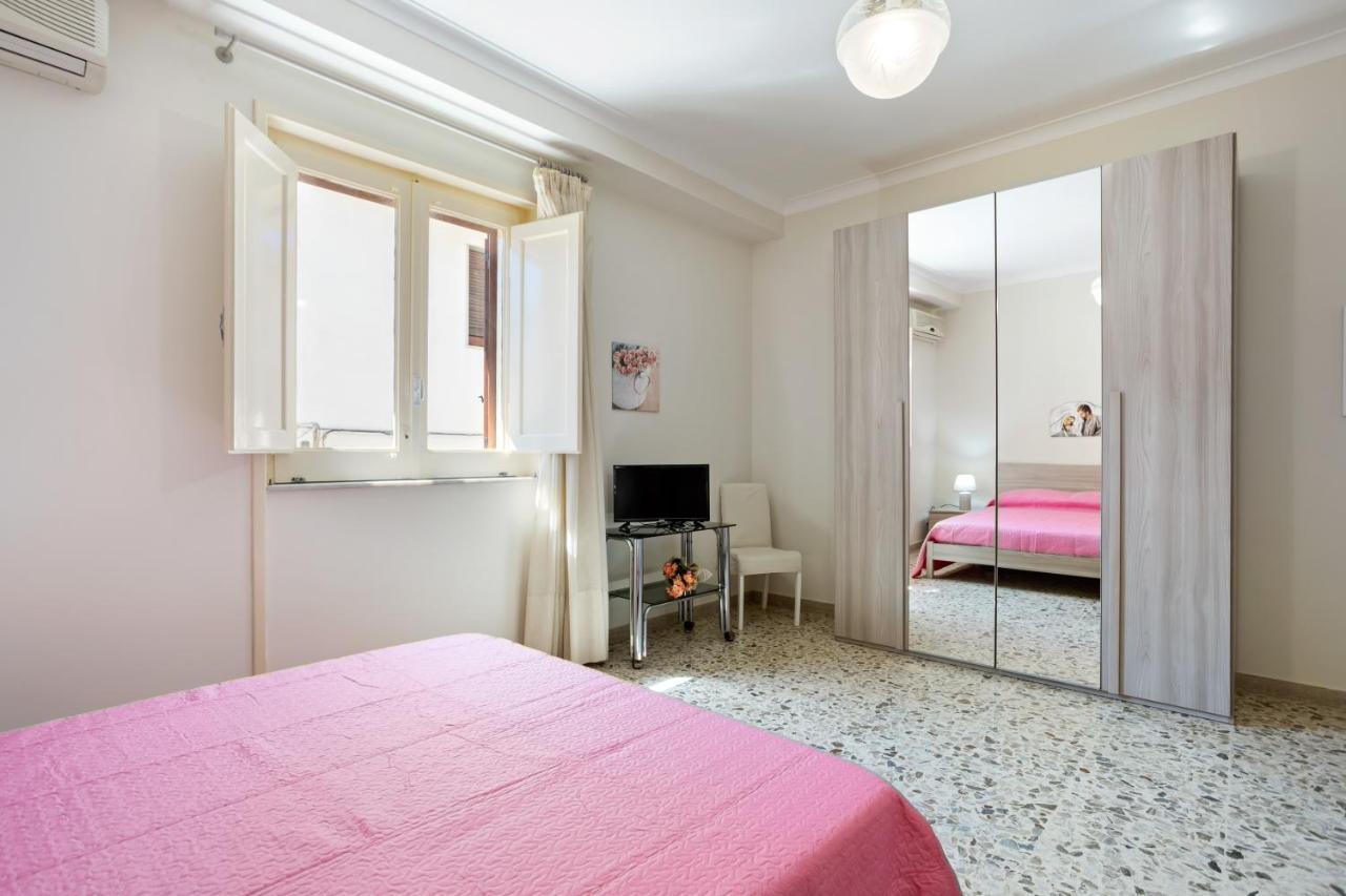 Tra Il Centro E Il Mare Apartment Con Terrazzo Aci Castello Exterior foto